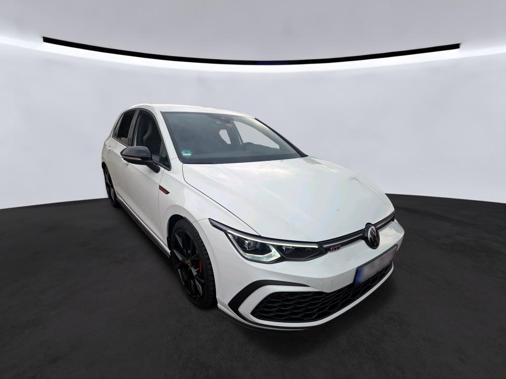 Volkswagen Golf 2.0 TSI