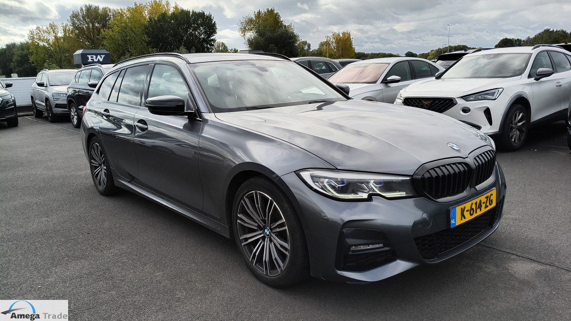 BMW 3 Series Touring 320i High Executive
