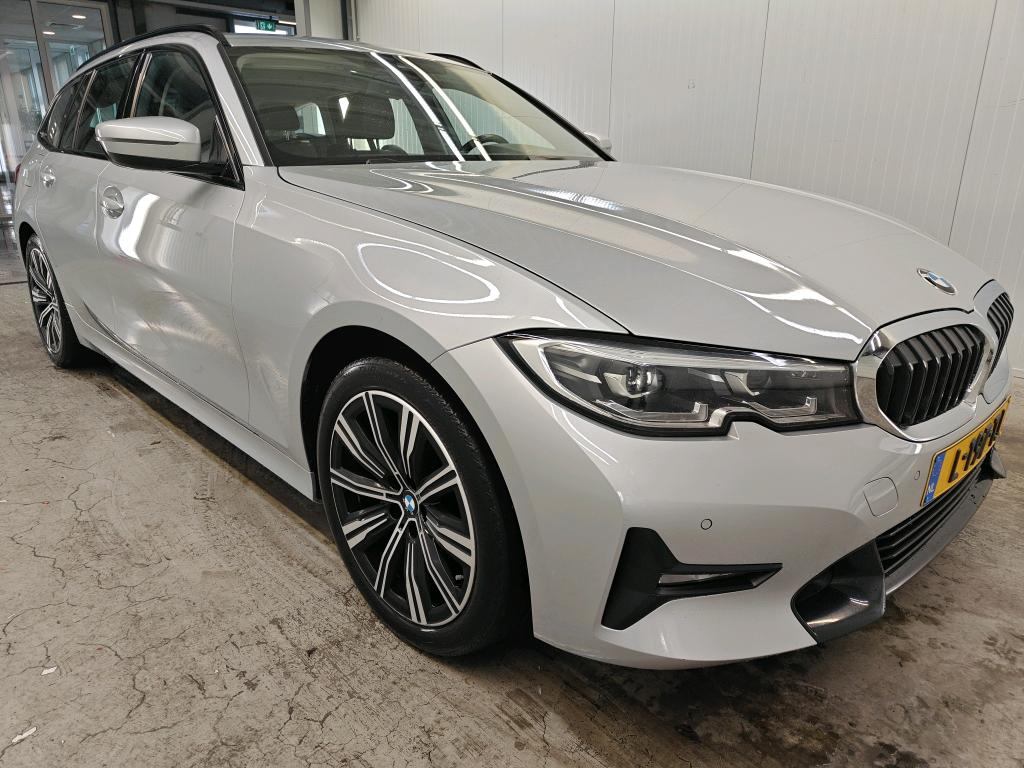 BMW 3 Series Touring 318i Business