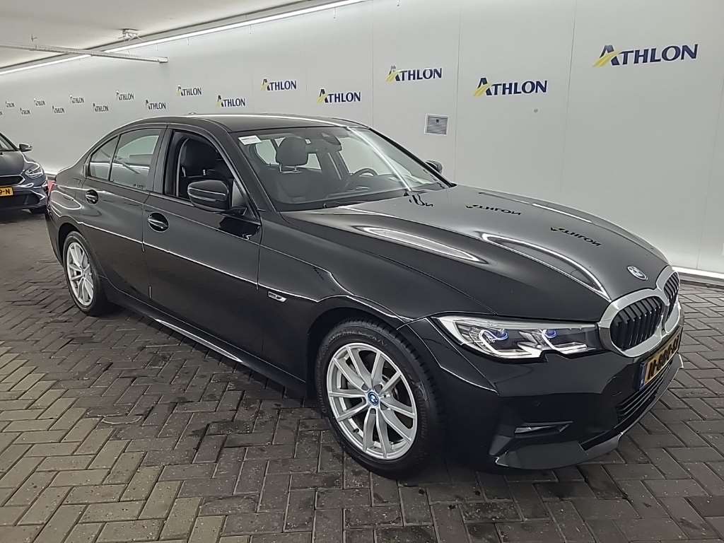 BMW 3 Series 320e Business