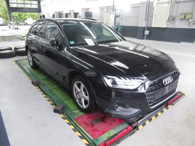 Audi A4 Avant 35 TDI
