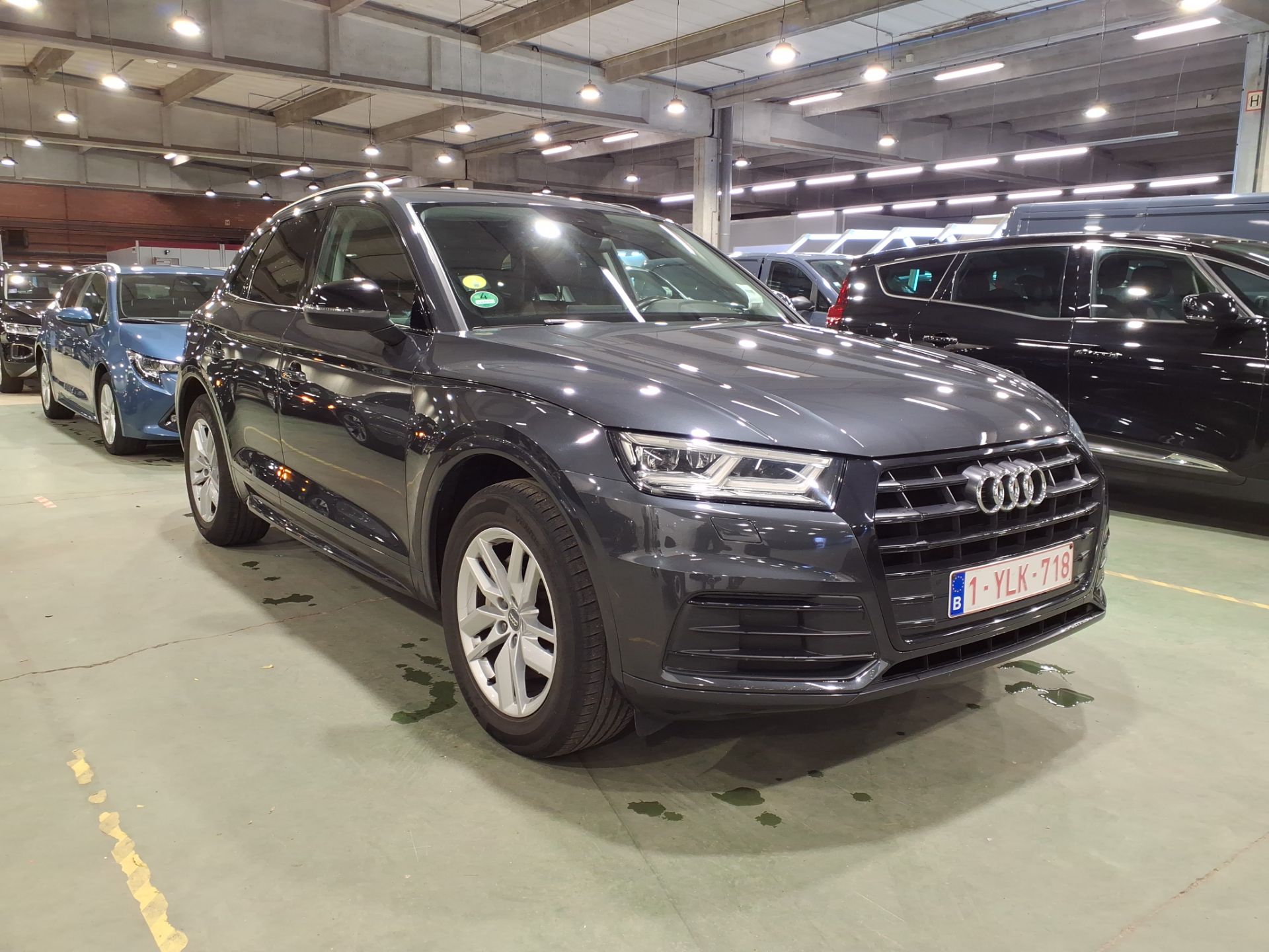 Audi Q5 30 TDI Business