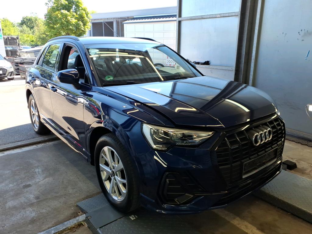 Audi Q3 35 TDI S Line