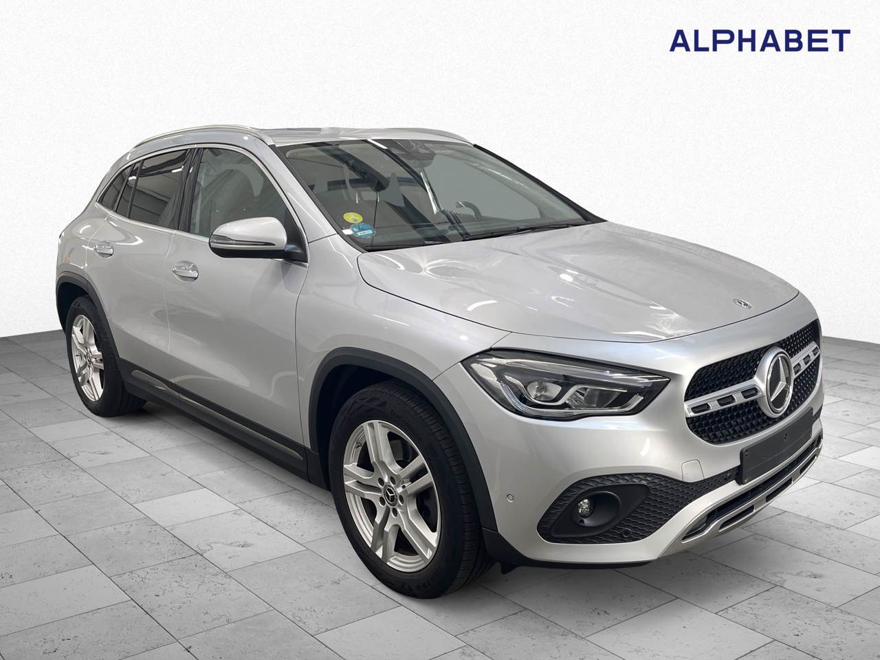 Mercedes-Benz GLA 220d progressive