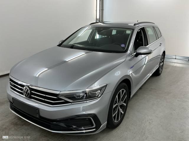 Volkswagen Passat Variant GTE 1.4 Business