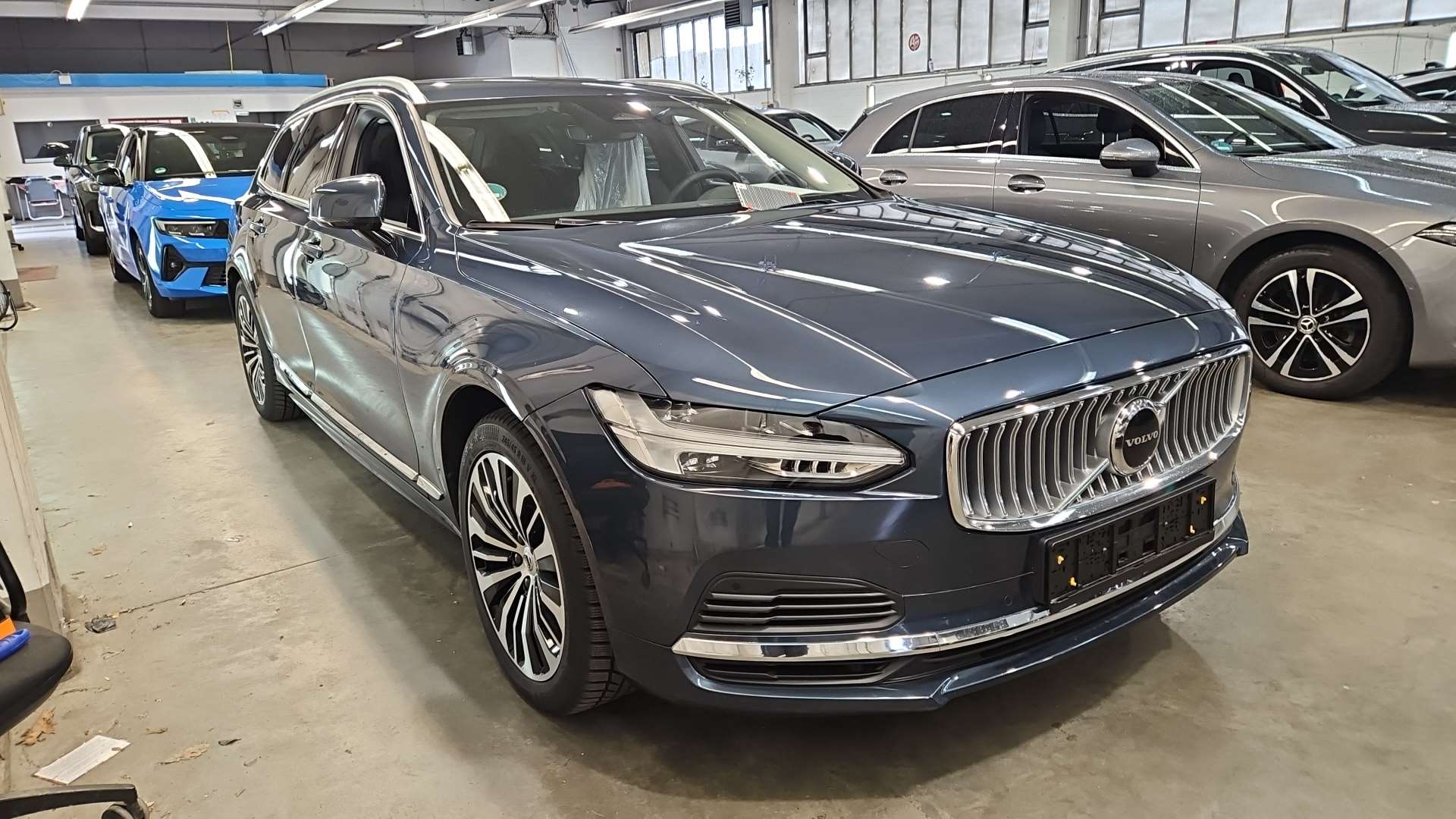 Volvo V90 T6 Core Bright