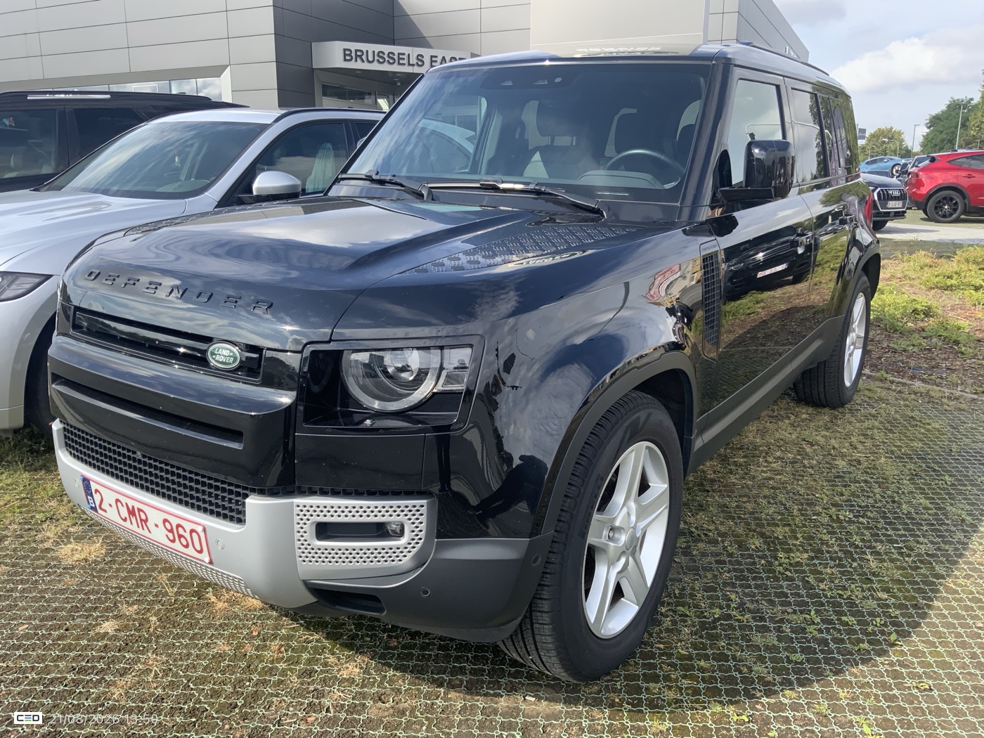 Land Rover Defender 110 3.0 D200 SE