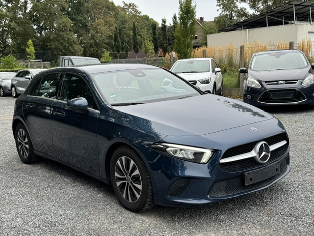 Mercedes-Benz A 180d