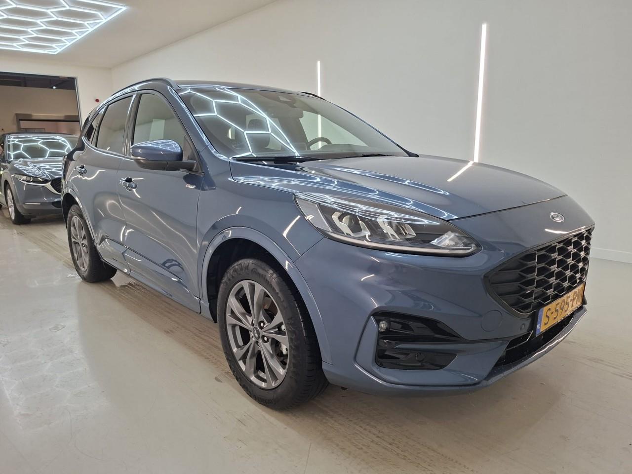 Ford Kuga 2.5 ST Line