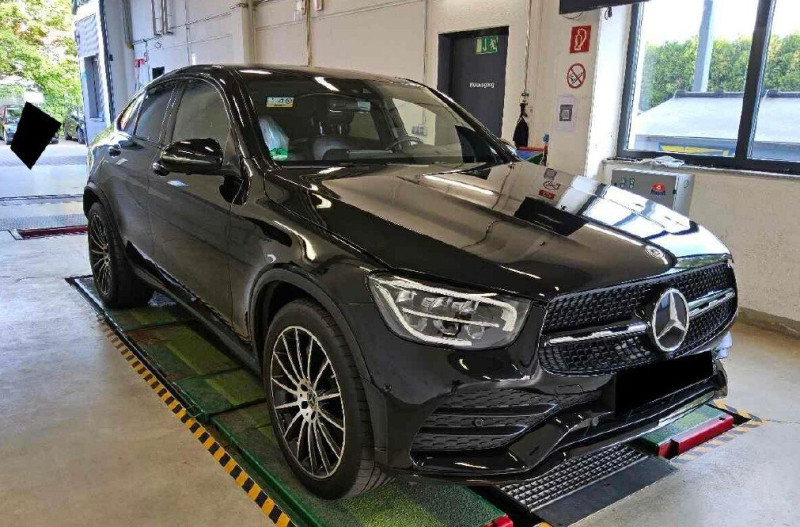 Mercedes-Benz GLC Coupé 200 AMG Line