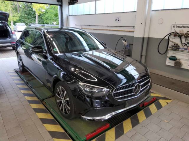 Mercedes-Benz E Break 300de Avantgarde