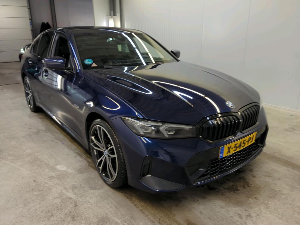 BMW 3 Series 330