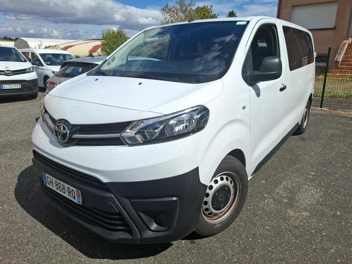 Toyota Proace combi 1.5 D Medium 120 D-4D Dynamic
