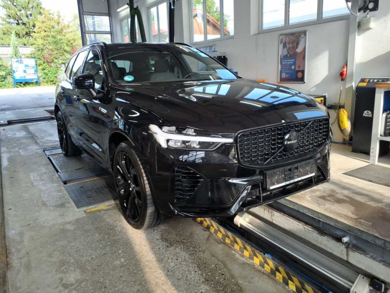 Volvo XC60 T6 Black Edition Plus