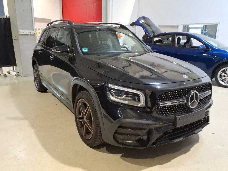 Mercedes-Benz GLB 200 AMG Line