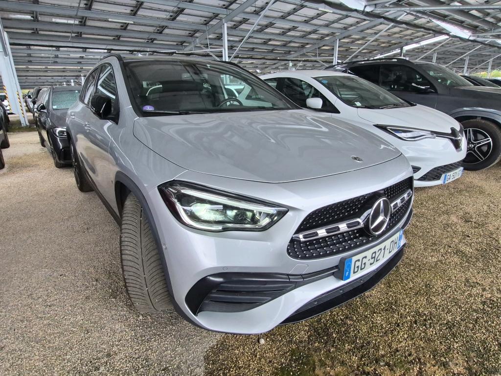 Mercedes-Benz GLA 200 AMG Line