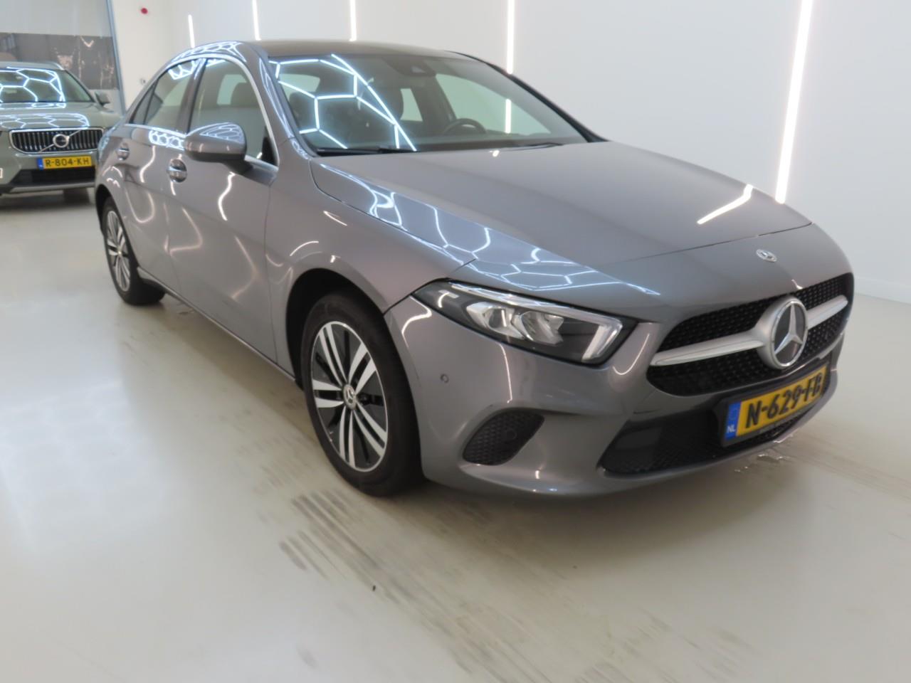 Mercedes-Benz A 250e Luxury Line
