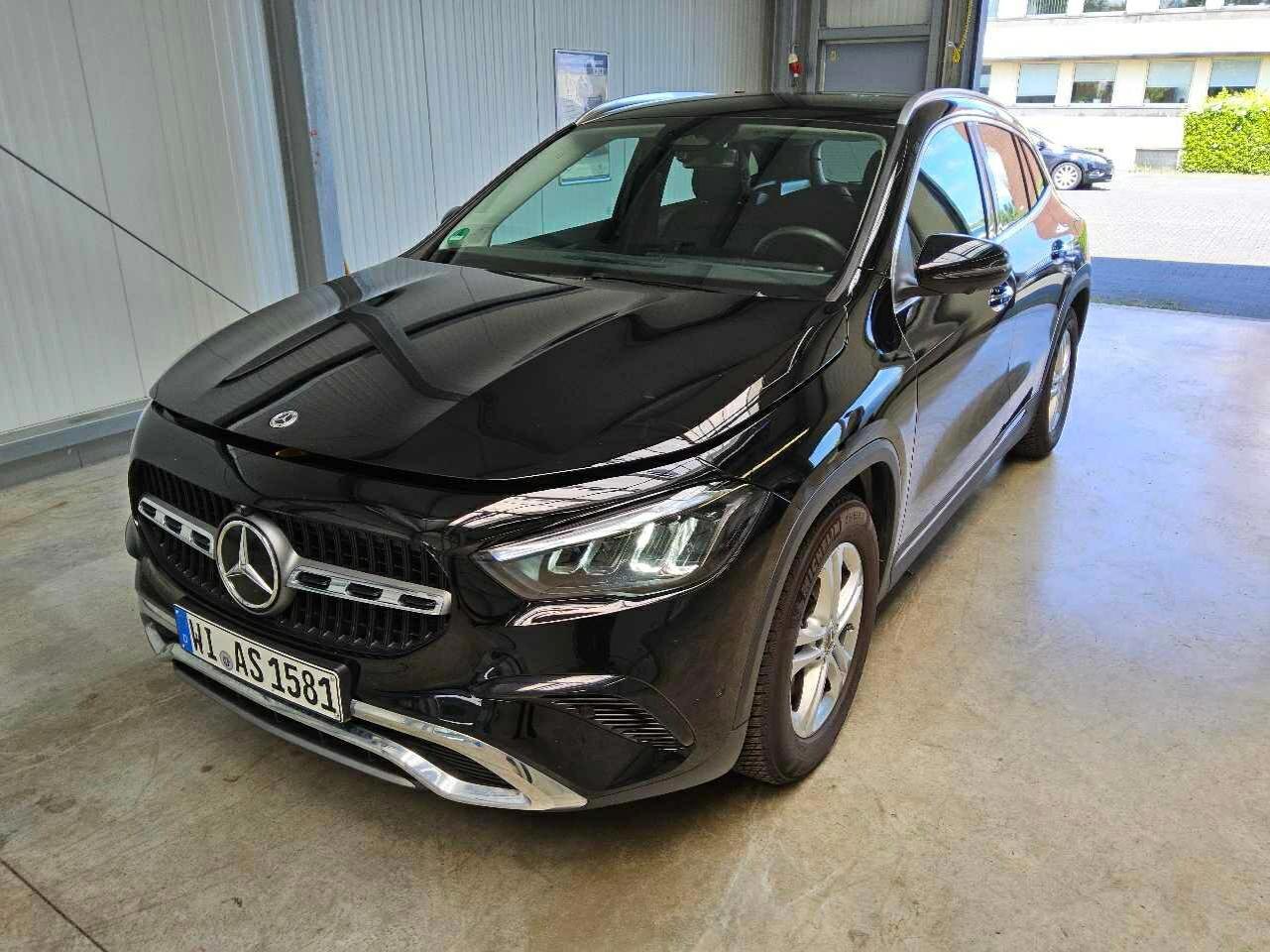 Mercedes-Benz GLA 200 progressive