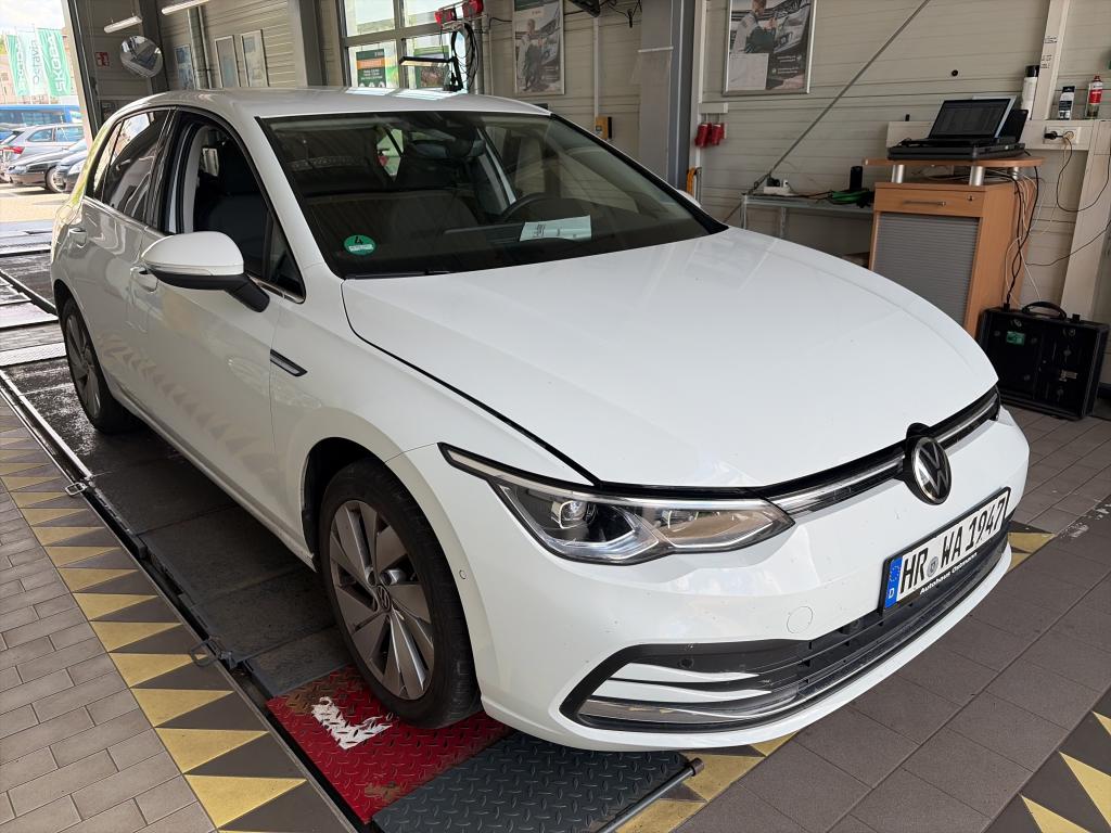 Volkswagen Golf 1.5 TSI Style