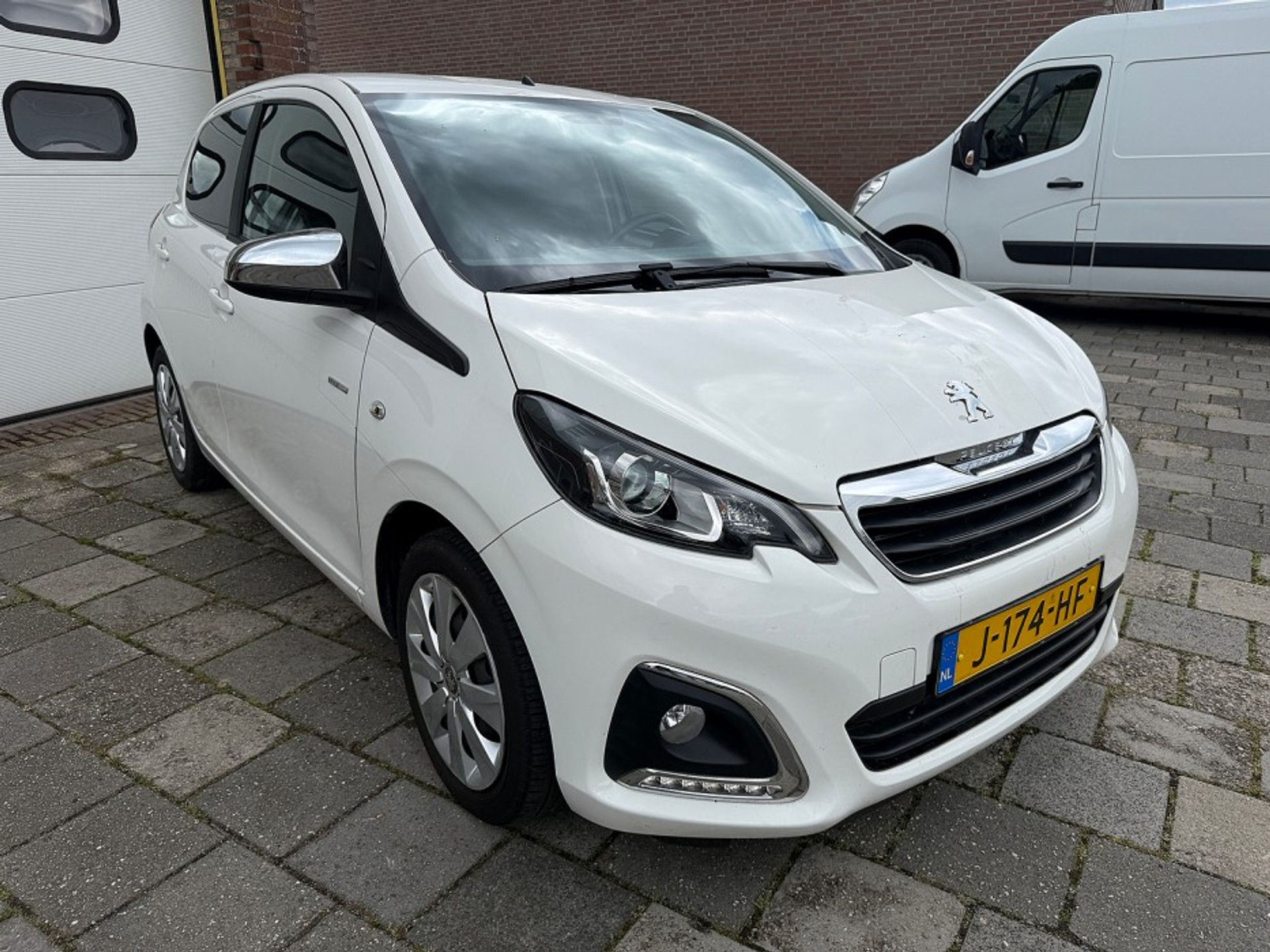 Peugeot 108 1.0 VTI Style