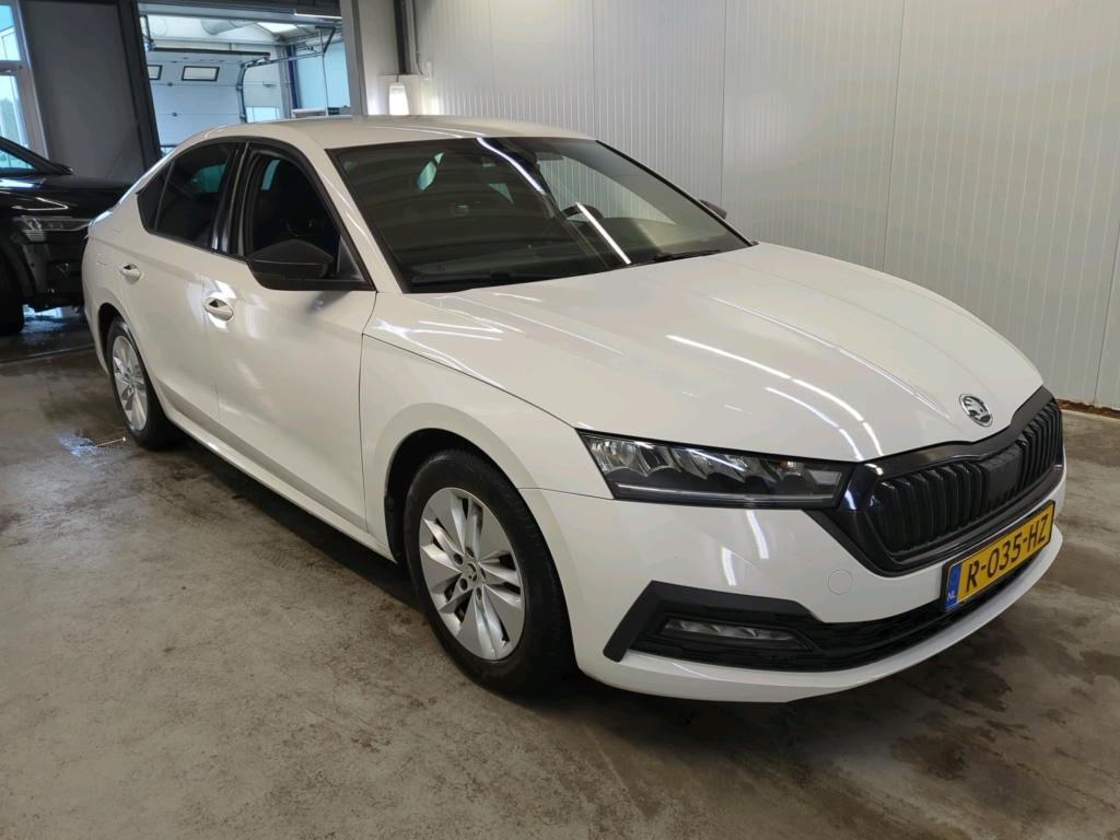Škoda Octavia 1.0 TSI Sport Business