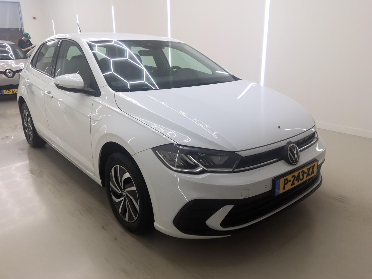 Volkswagen Polo 1.0 TSI Life Business