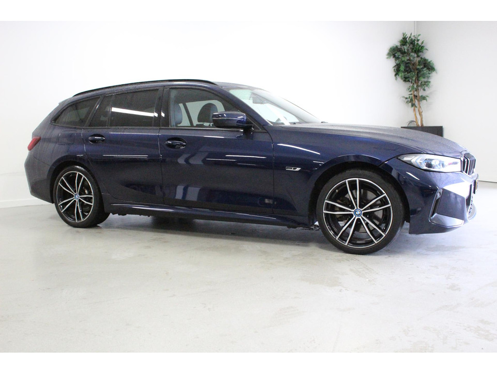 BMW 3 Series Touring 330e