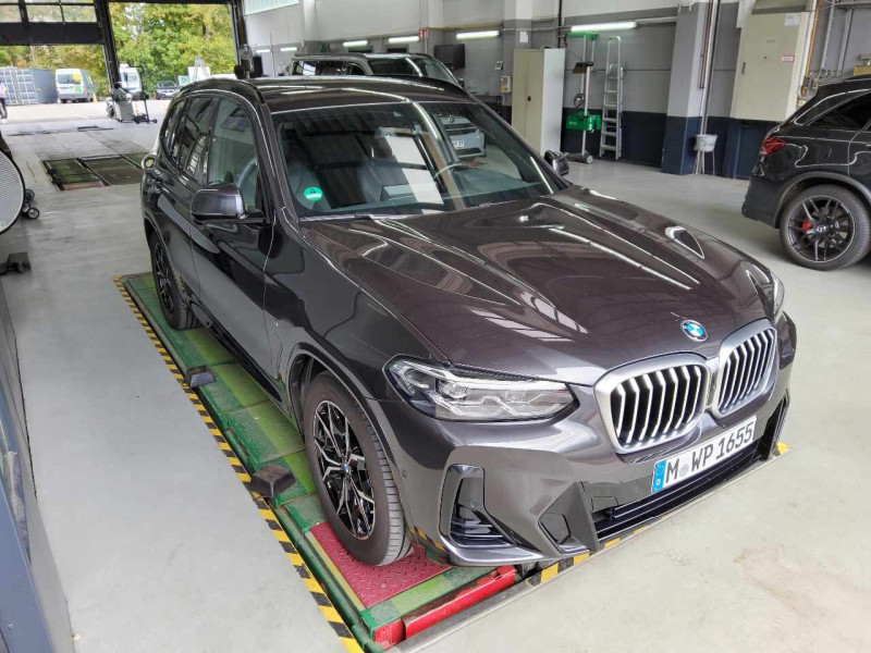 BMW X3 20i