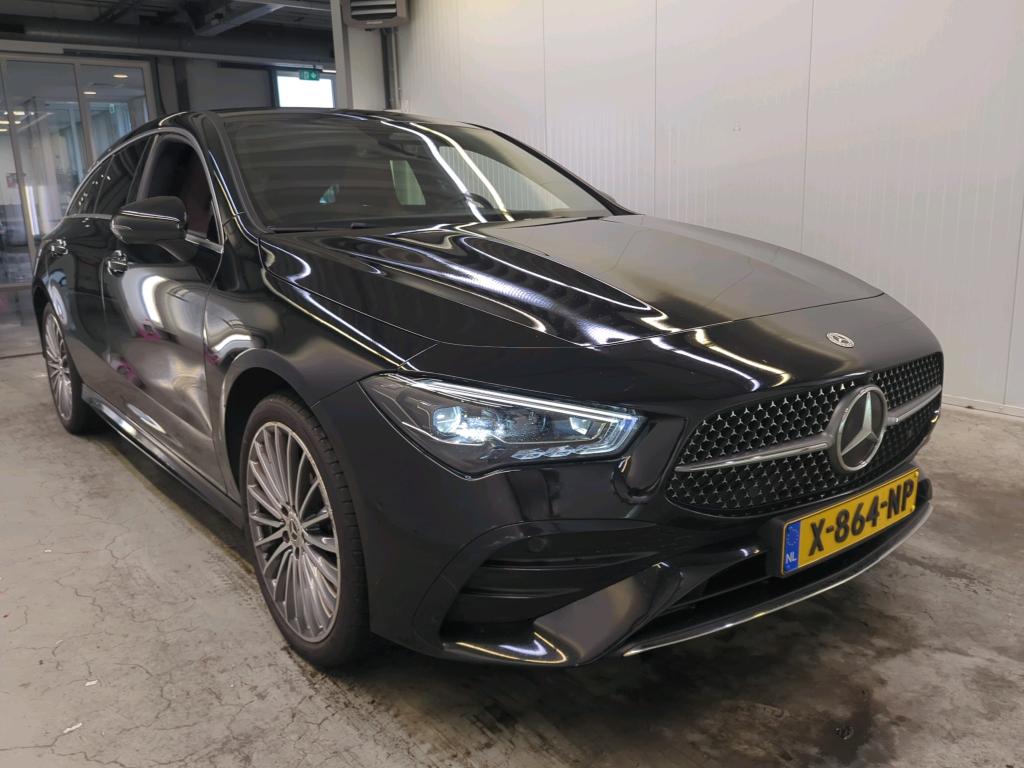 Mercedes-Benz CLA Shooting Brake 250e AMG Line
