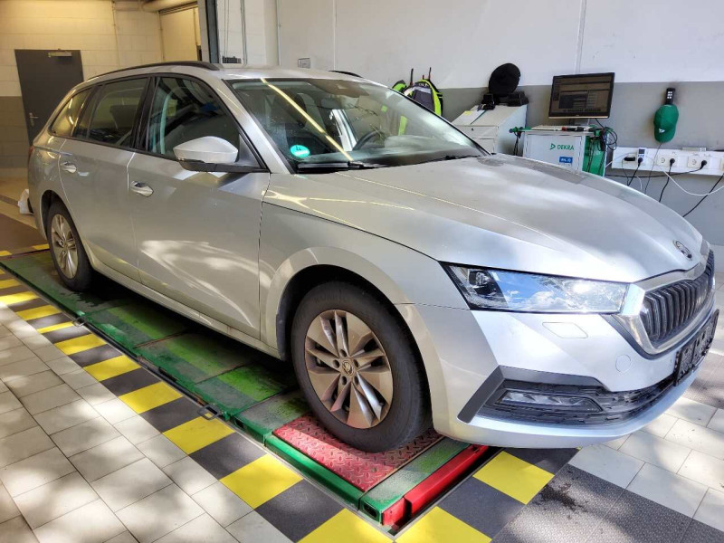 Skoda Octavia Combi 2.0 TDI Ambition