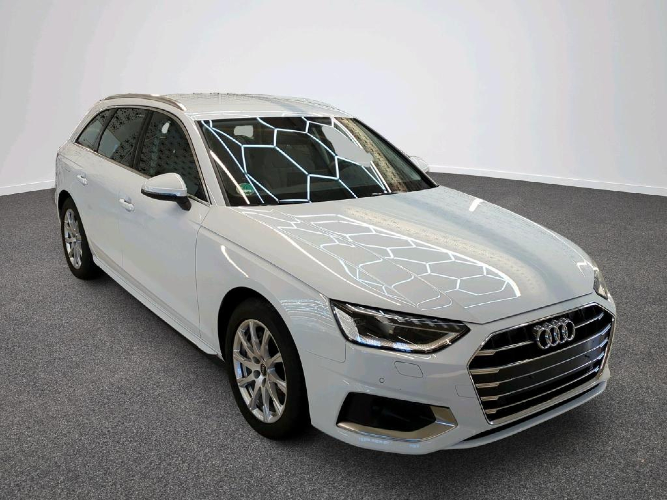 Audi A4 Avant 40 TFSI Advanced