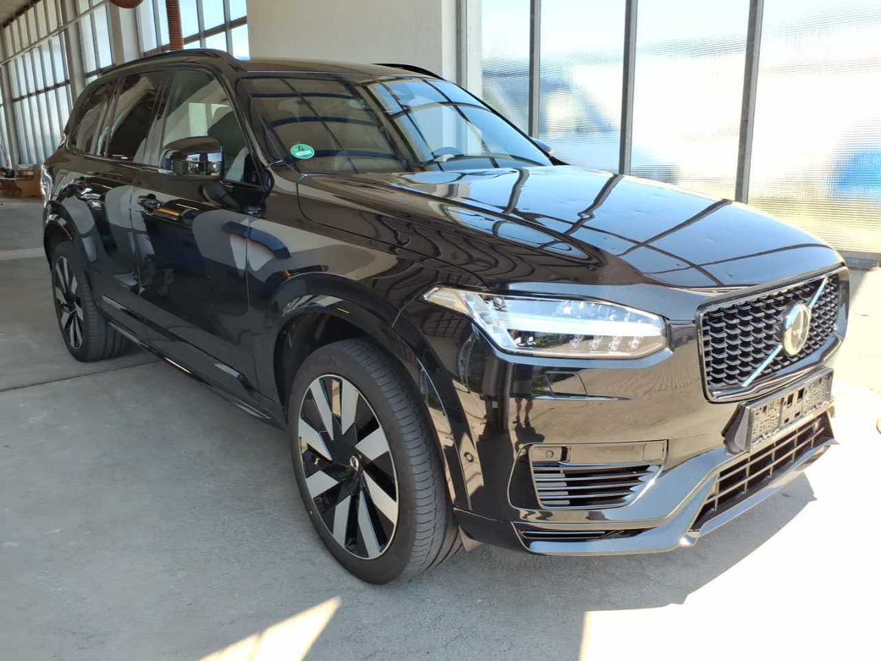 Volvo XC90 T8 Plus Dark
