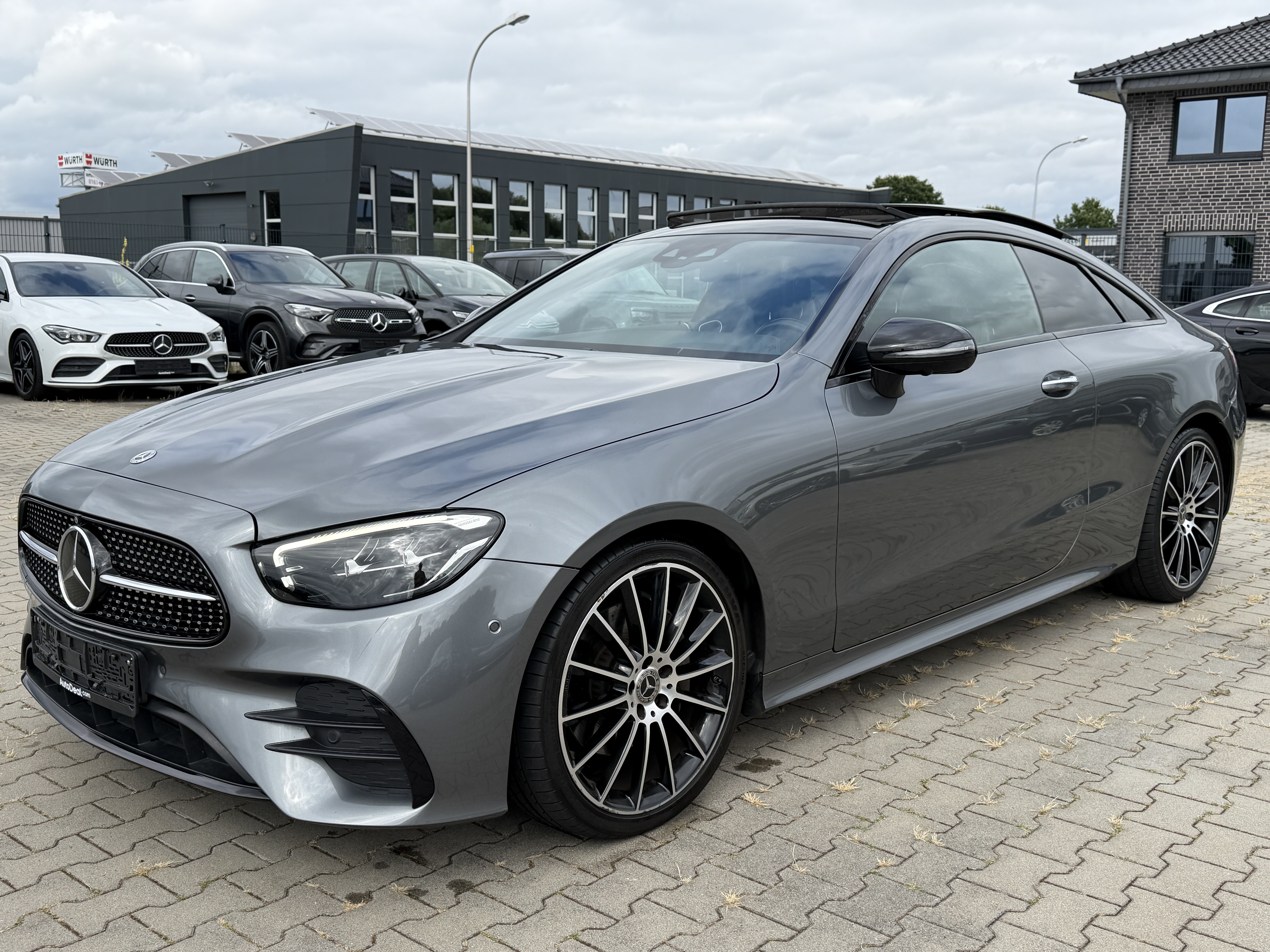 Mercedes-Benz E 220d AMG Line