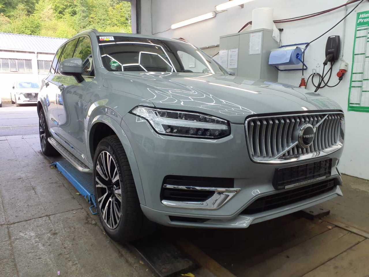 Volvo XC90 T8 Plus Bright