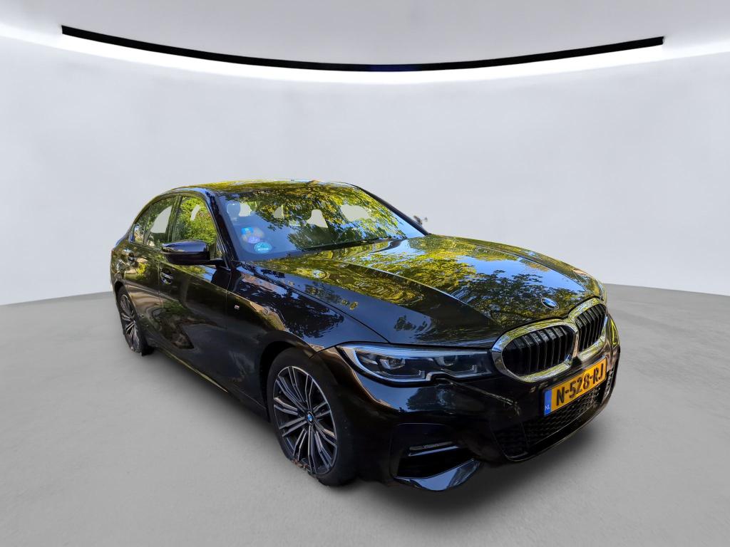 BMW 3 Series 320i High Executive
