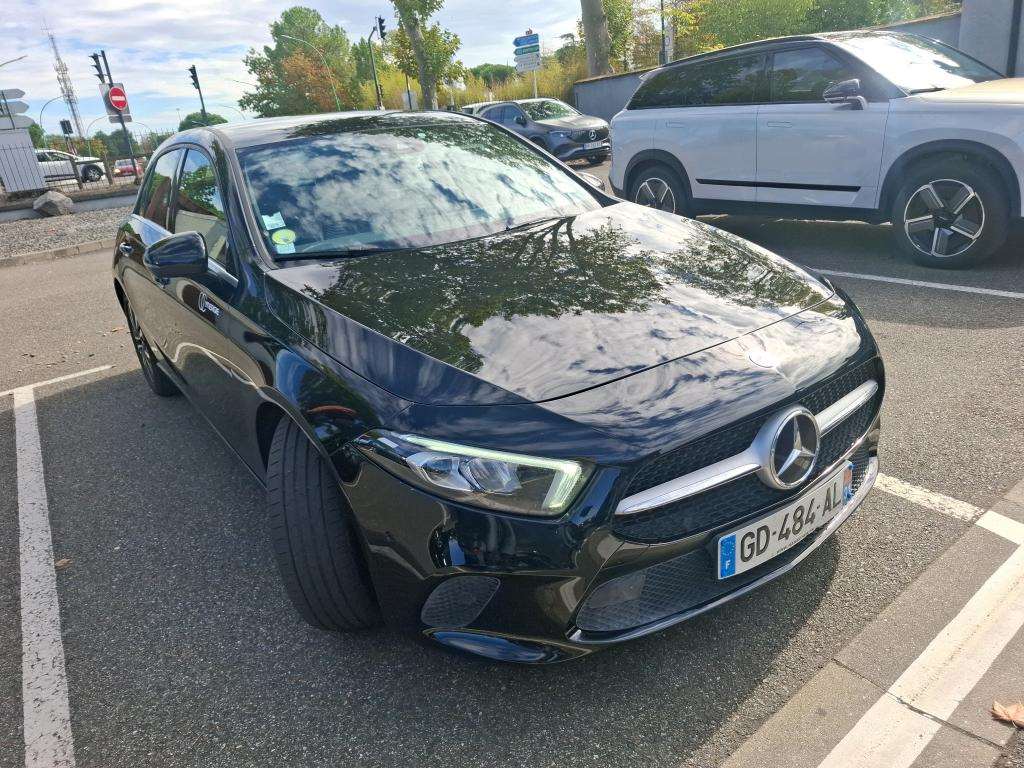 Mercedes-Benz A 180d Business Line