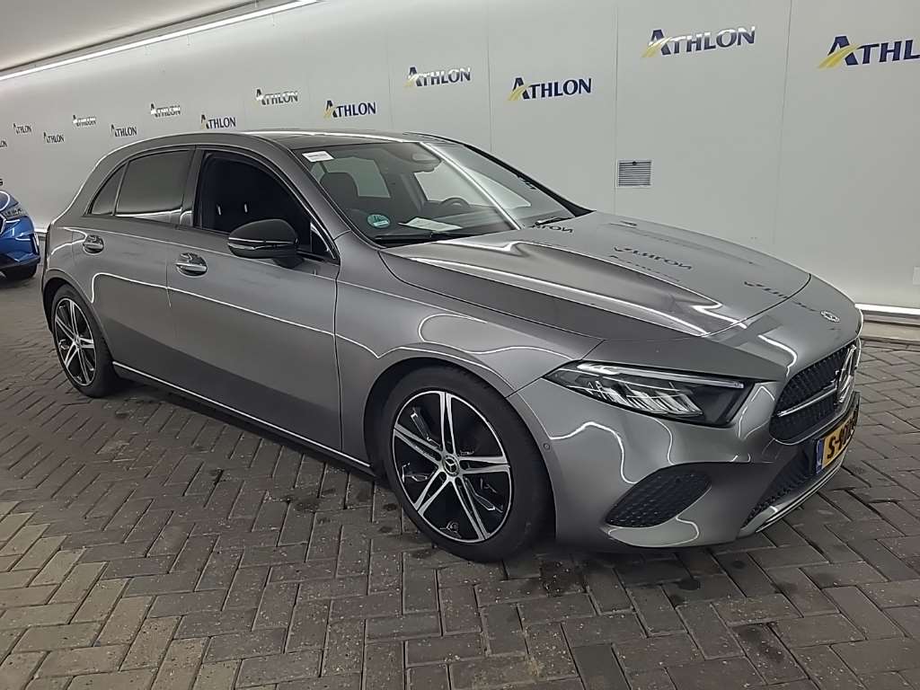 Mercedes-Benz A 180 Luxury Line