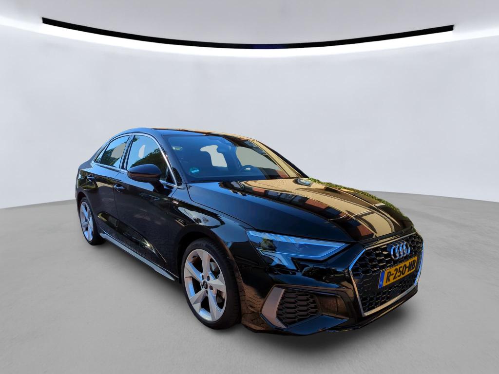 Audi A3 30 TFSI S Edition