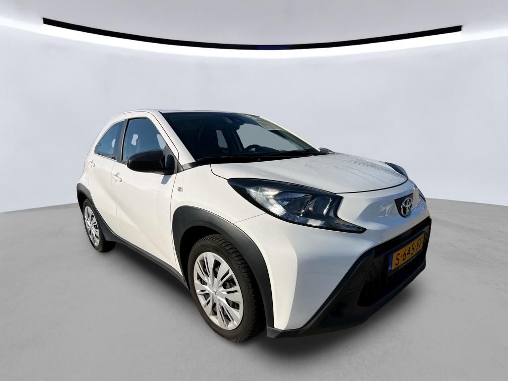 Toyota Aygo X 1.0 VVT-i Play