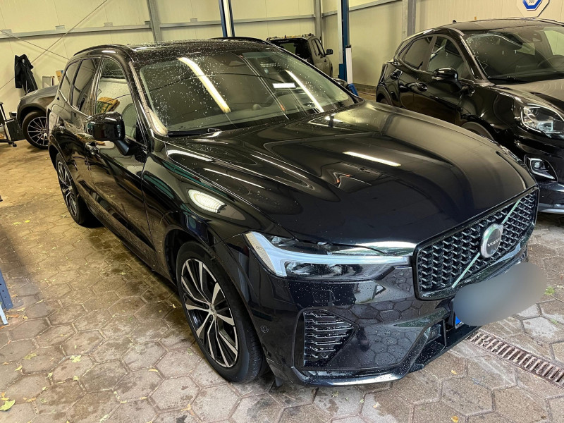 Volvo XC60 B5 Ultimate Dark