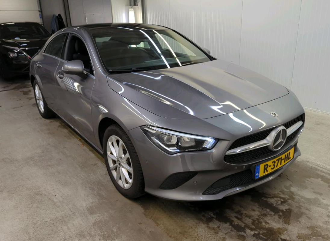 Mercedes-Benz CLA 180 Business Line