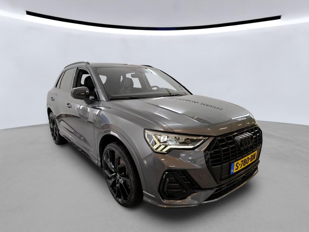 Audi Q3 45 TFSIe S Edition