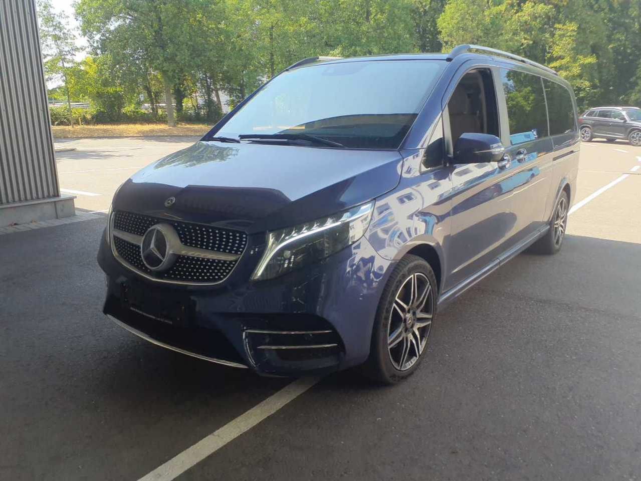 Mercedes-Benz V 300d AMG Line