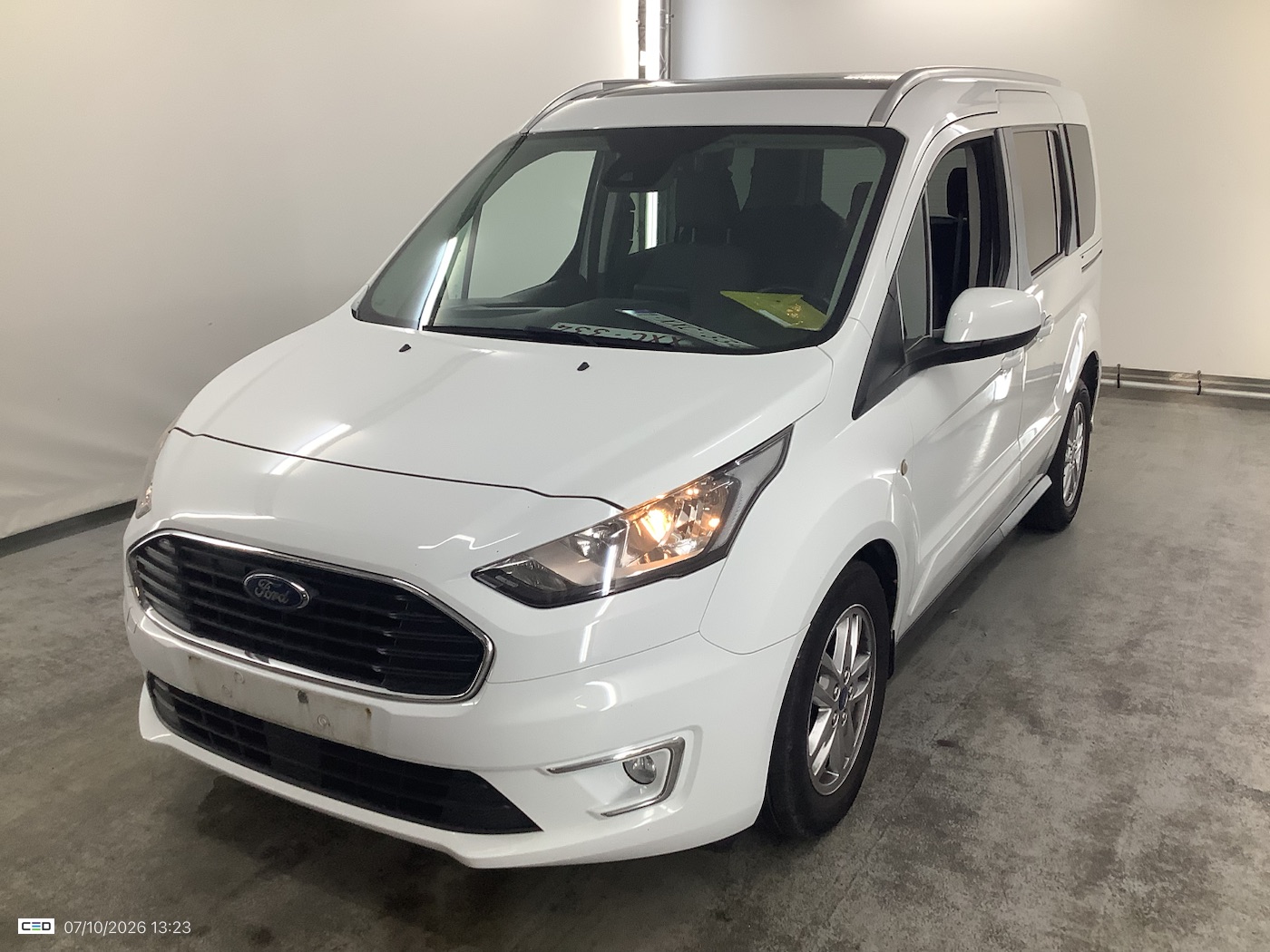 Ford Tourneo Connect 1.5 Tdci Titanium