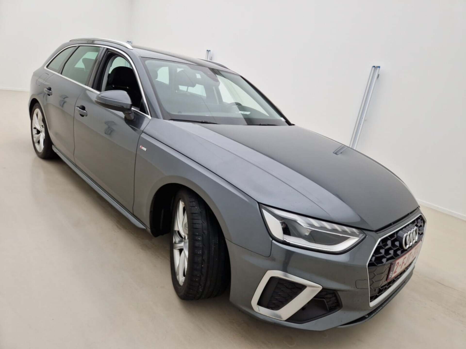 Audi A4 Avant 40 TFSI S Line
