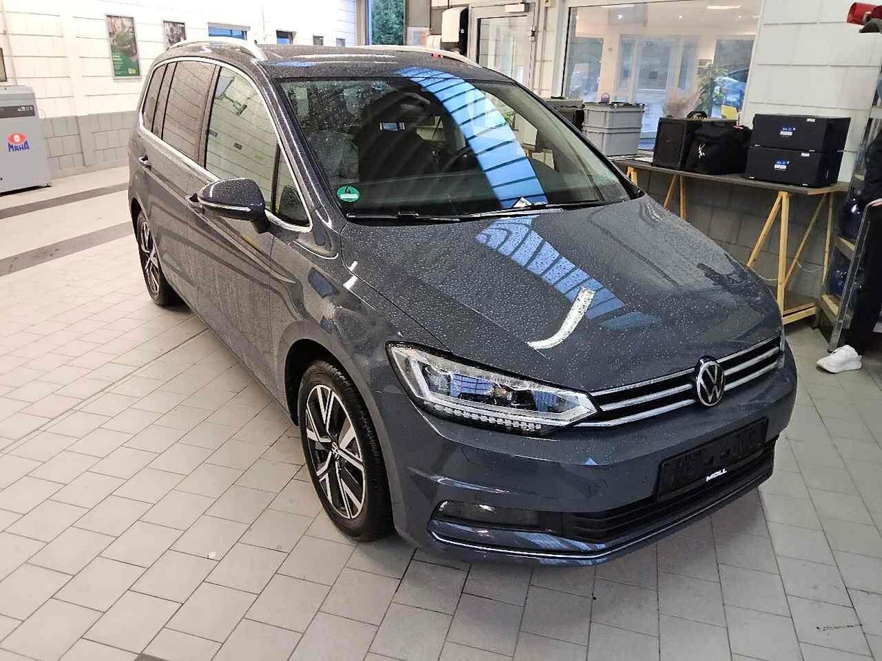 Volkswagen Touran 1.5 TSI Highline