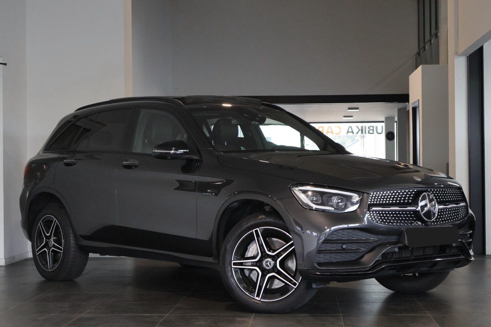 Mercedes-Benz GLC 300de AMG Line