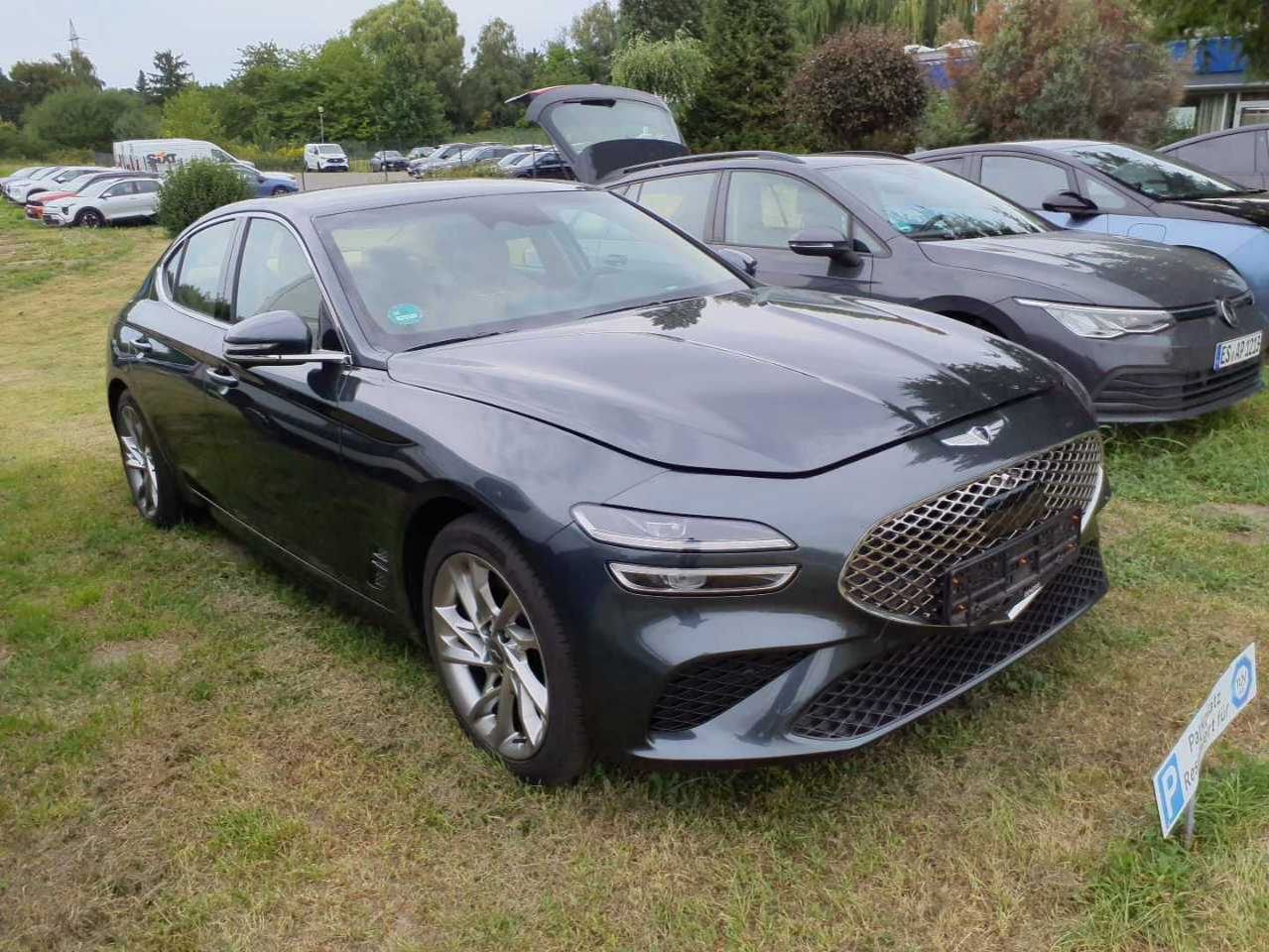 Genesis G70 2.0 Luxury