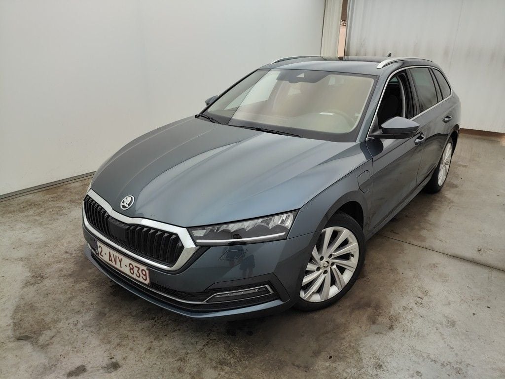 Skoda Octavia Combi 1.4 TSI Phev 150kW DSG6 Clever 5d