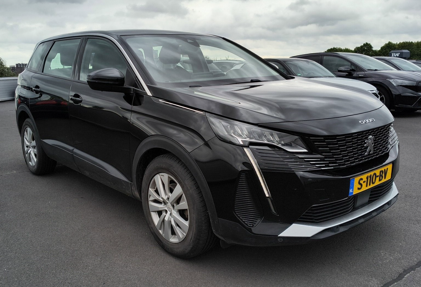 Peugeot 5008 1.2i Active Pack